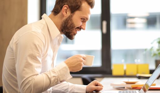 Hvorfor du bør jobbe med nettsiden din hver måned